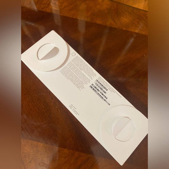 Apple Watch with Sport Band - Picture 7 of 8